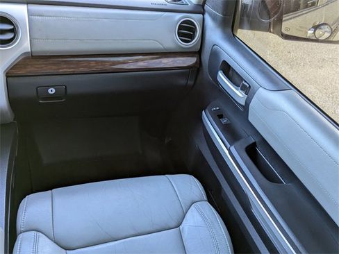 Used 2015 Toyota Tundra Limited image 16