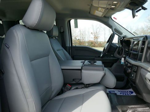 New 2026 Ford F250 XL w/ XL Off-Road Package image 11