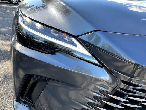 Used 2025 Lexus RX 350 w/ Technology Package image 27