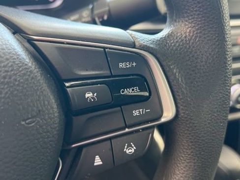 Used 2021 Honda Accord LX image 9