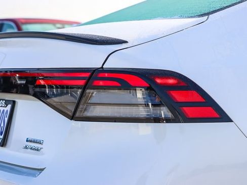 Used 2025 Honda Accord Sport image 9