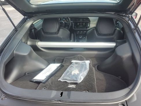 Certified 2025 Nissan Z Performance w/ Floor Mat Package RWD image 6