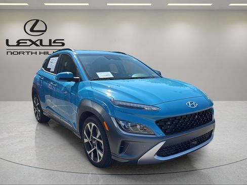 Used 2022 Hyundai Kona Limited w/ Cargo Package AWD/4WD image 4