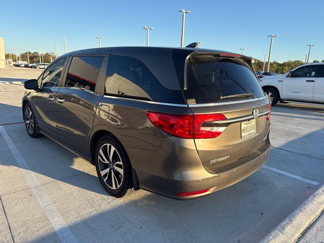 Used 2021 Honda Odyssey Touring image 3