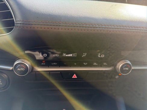 Certified 2024 MAZDA MAZDA3 s image 19