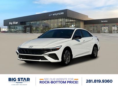 New 2025 Hyundai Elantra SEL