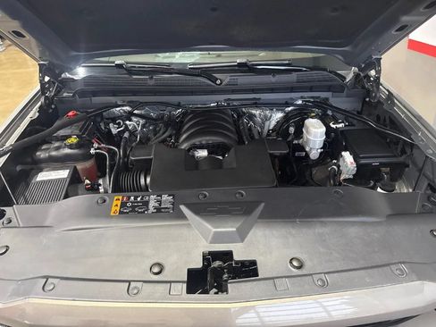 Used 2017 Chevrolet Silverado 1500 LT w/ All Star Edition AWD/4WD image 8