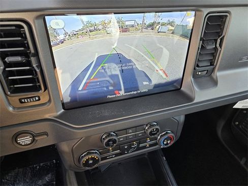 New 2025 Ford Bronco Base image 12
