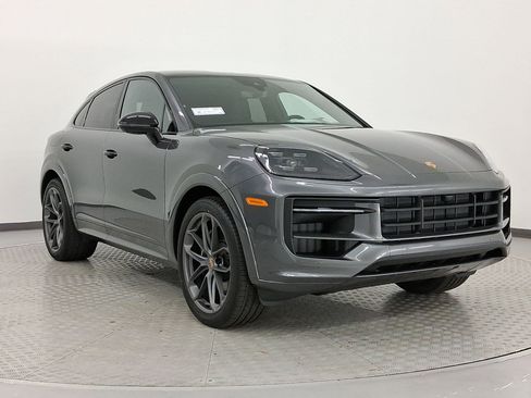 New 2026 Porsche Cayenne Coupe image 7