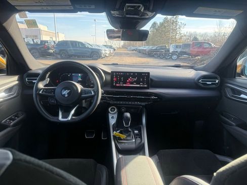 Used 2024 Dodge Hornet R/T w/ Track Pack image 28