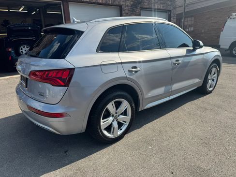 Used 2018 Audi Q5 2.0T Premium AWD/4WD image 16