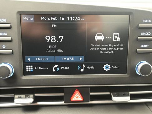 New 2026 Hyundai Elantra SE image 12