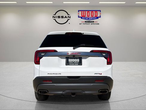Used 2023 GMC Acadia AT4 w/ Technology Package AWD/4WD image 3