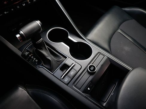 Used 2022 Kia K5 GT-Line image 42