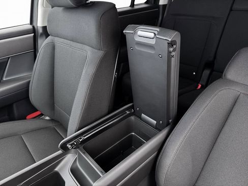 Certified 2026 Hyundai Santa Fe SE image 12