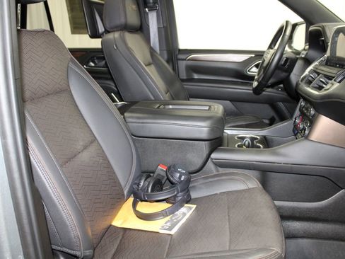 Used 2024 Chevrolet Tahoe High Country image 22