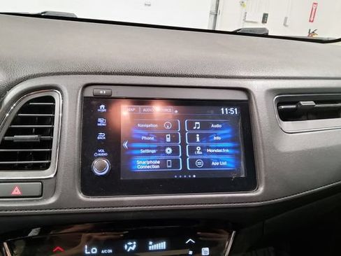 Used 2020 Honda HR-V Touring image 30