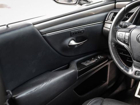 Used 2019 Lexus ES 350 F Sport w/ Accessory Package 2 FWD image 40