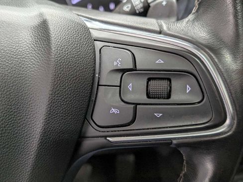 Used 2021 Buick Envision Essence w/ Technology Package I image 38