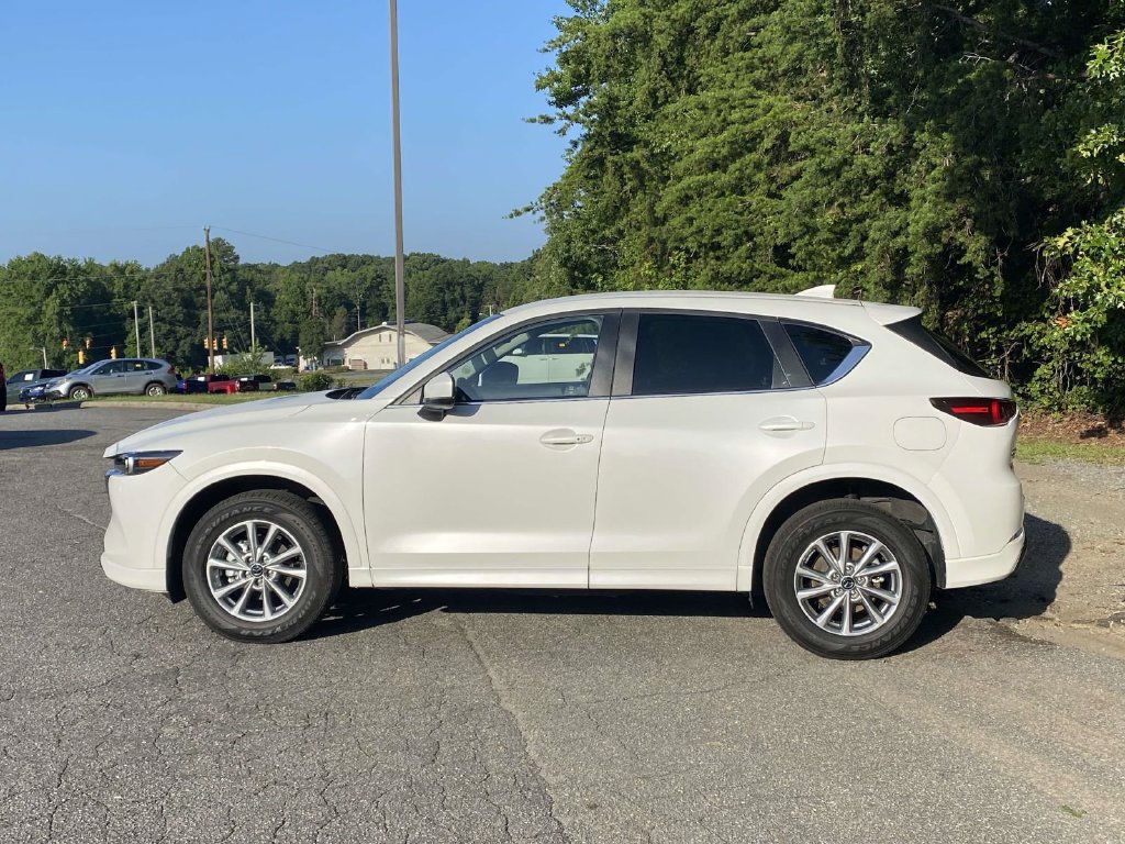 Used 2024 MAZDA CX-5 AWD 2.5 S w/ Select Package image 2