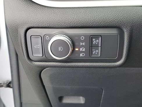 Used 2021 Ford Explorer XLT w/ Equipment Group 202A RWD image 32