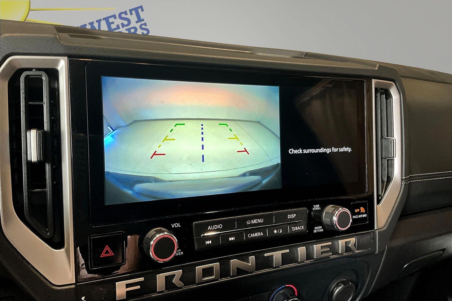 Used 2026 Nissan Frontier SV AWD/4WD image 16
