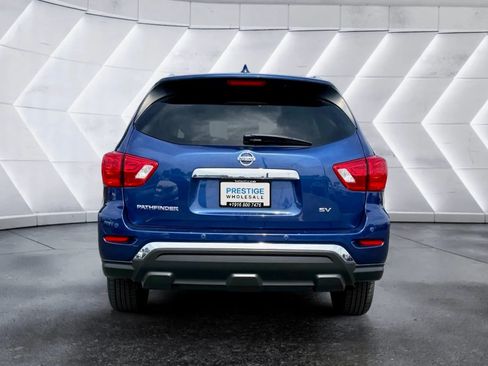 Used 2019 Nissan Pathfinder SV FWD image 7