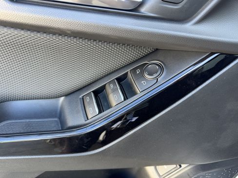 New 2026 Chevrolet Equinox RS w/ LPO, Floor Liner Package image 11