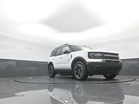 New 2025 Ford Bronco Sport Outer Banks image 30