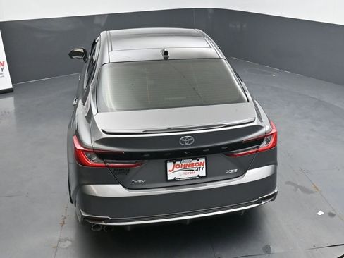 Used 2025 Toyota Camry XSE image 29