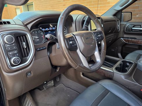 Used 2019 GMC Sierra 1500 Denali w/ Denali Ultimate Package AWD/4WD image 13