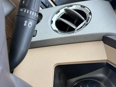 Used 2011 Ford F350 Lariat w/ Lariat Interior Pkg AWD/4WD image 20