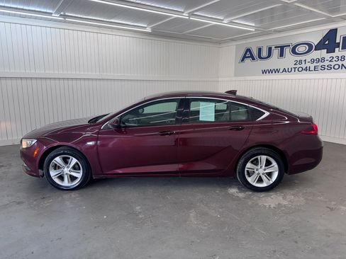 Used 2018 Buick Regal Preferred image 8
