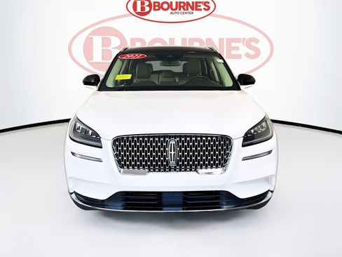 Used 2021 Lincoln Corsair AWD w/ Premium Package image 6