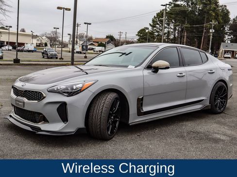 Used 2021 Kia Stinger GT2 image 3
