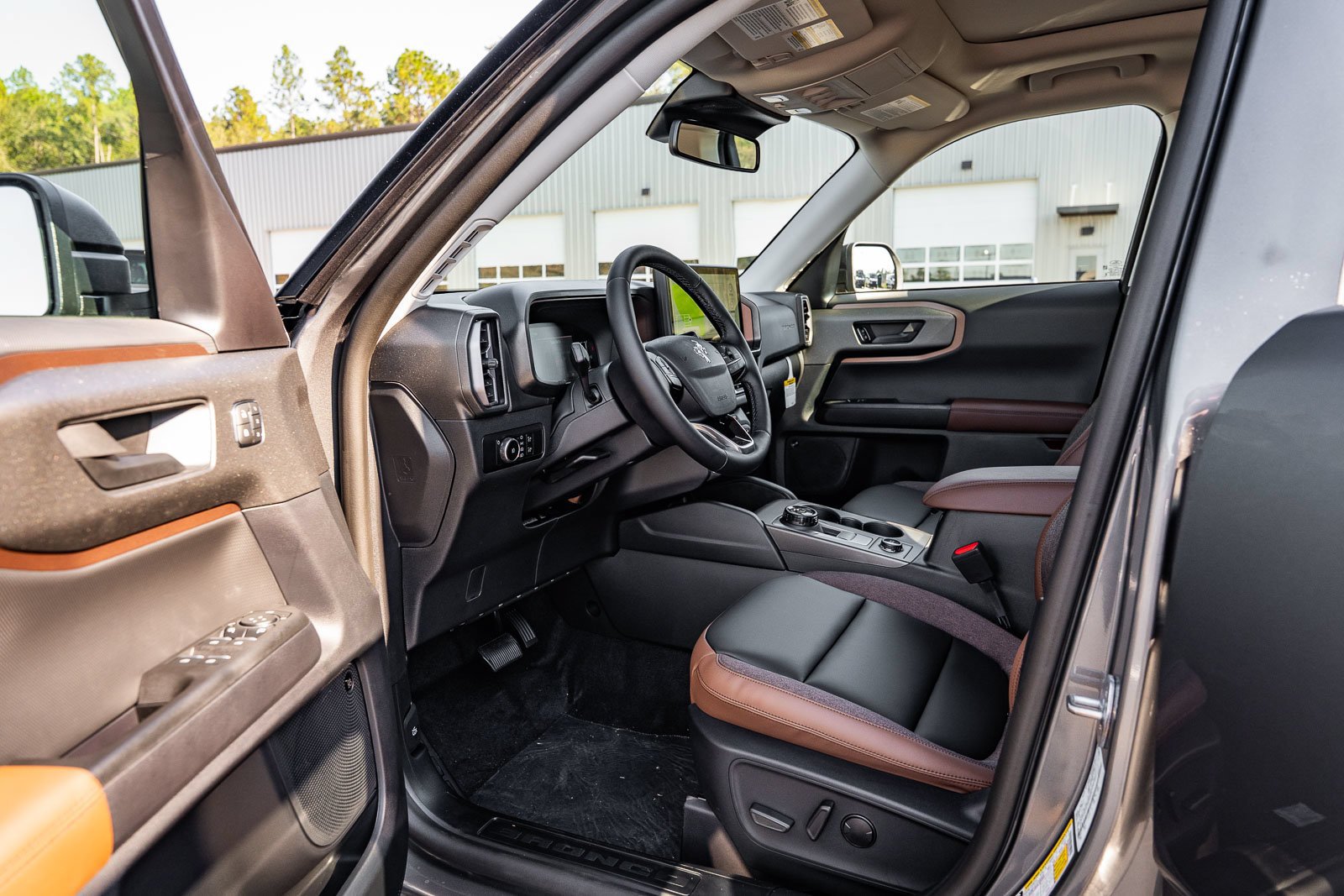 New 2026 Ford Bronco Sport Outer Banks w/ Outer Banks Tech Package+ AWD/4WD image 13
