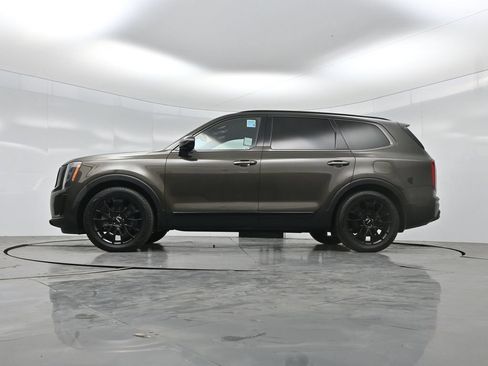 Used 2022 Kia Telluride SX w/ SX Prestige Package AWD/4WD image 6