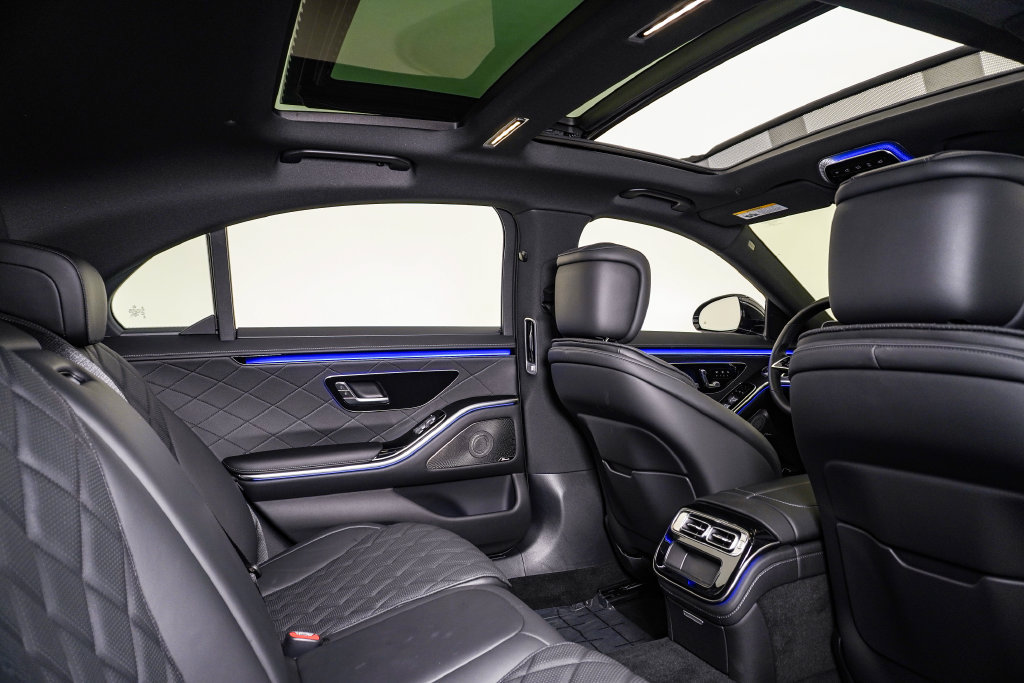 Used 2025 Mercedes-Benz S 580 4MATIC Sedan image 17