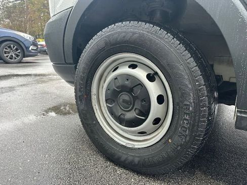 Used 2017 Ford Transit 250 148 Medium Roof image 20