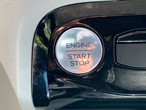 Used 2023 Ford Escape Platinum AWD/4WD image 36