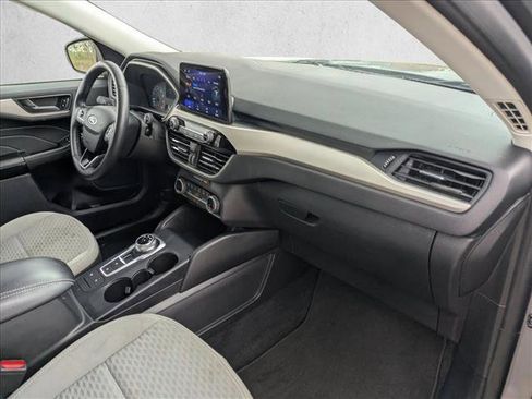 Used 2022 Ford Escape SE w/ Convenience Package image 19