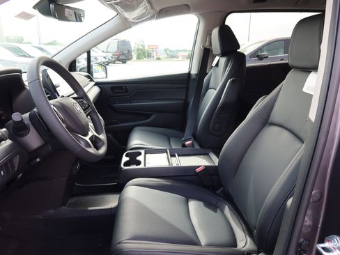 New 2026 Honda Odyssey EX-L image 9