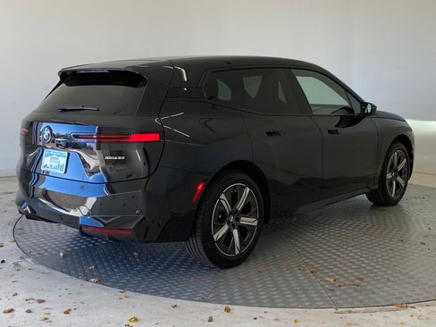 New 2026 BMW iX xDrive60 w/ Premium Package image 8