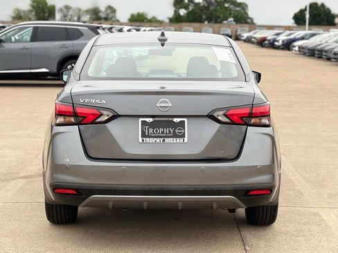 Used 2025 Nissan Versa SV w/ Trunk Package FWD image 7