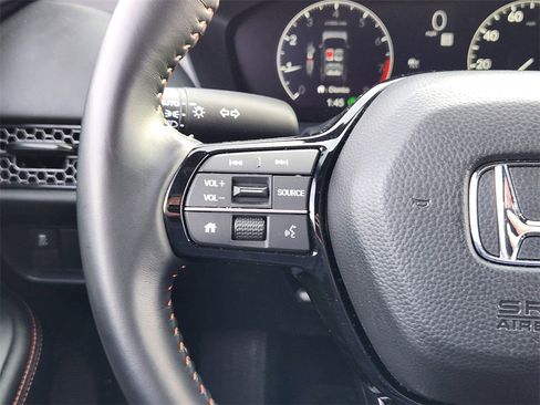 Used 2025 Honda HR-V Sport image 15