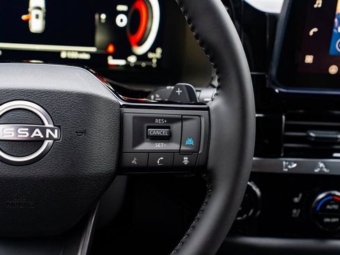 New 2026 Nissan Pathfinder Platinum AWD/4WD image 15