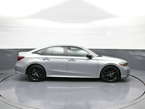 Certified 2025 Honda Civic Sport image 5