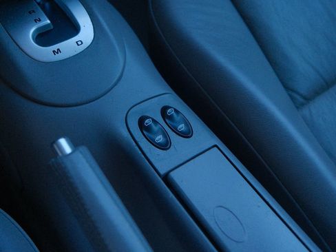 Used 2002 Porsche 911 Carrera image 26