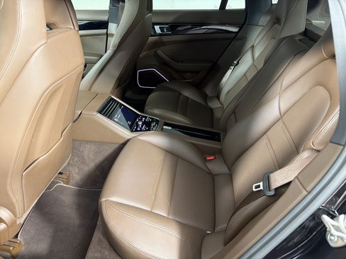 Certified 2023 Porsche Panamera Platinum Edition RWD image 24