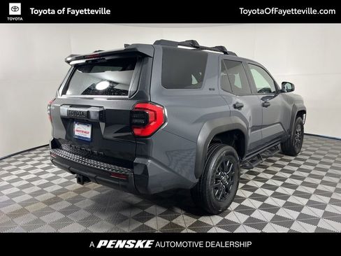 Used 2025 Toyota 4Runner SR5 AWD/4WD image 5